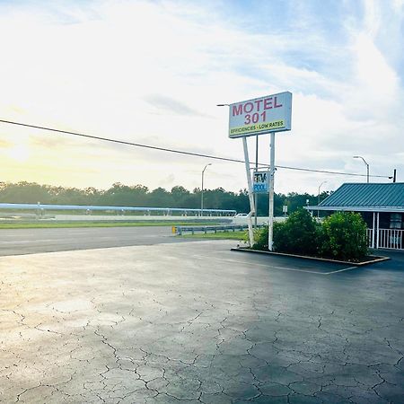 Motel 301 โอเรียนท์พาร์ก ภายนอก รูปภาพ